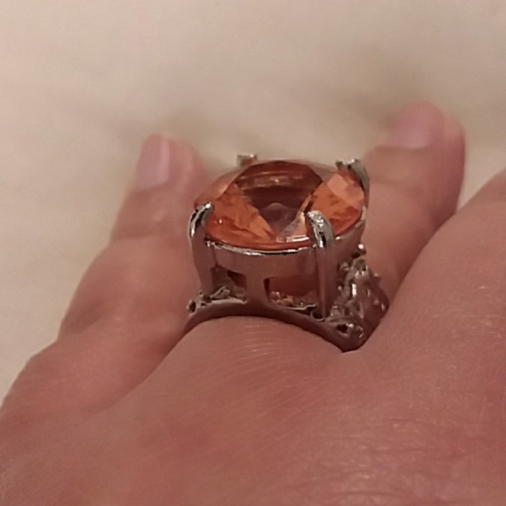 Ladies Ring - Picture 3 of 4